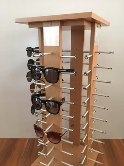 [พรีออเดอร์] ชั้นวางแว่นตาไม้ หมุนได้ ใส่แว่นตาได้ 40-50-60 ตัว - ภาพที่ 7