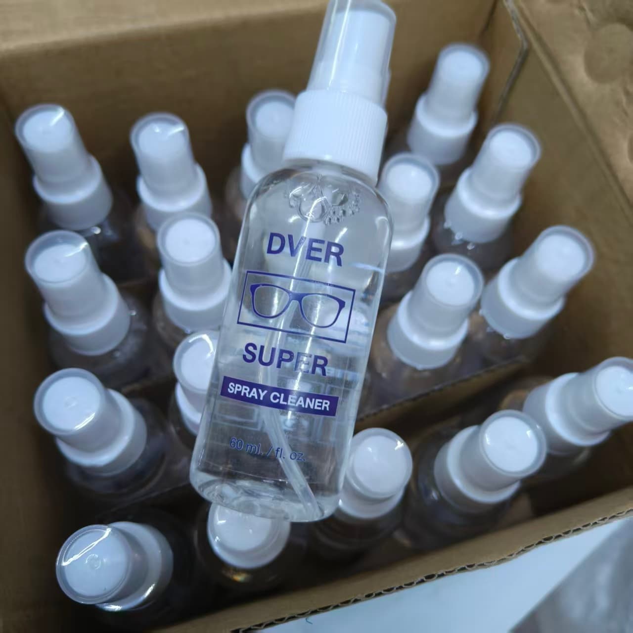 น้ำยาทำความสะอาดแว่นตา DVER (กล่องละ 20 ขวด ราคาขวดละ 16 บาท)