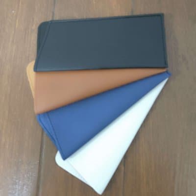 ซองหนังใส่แว่นสายตา