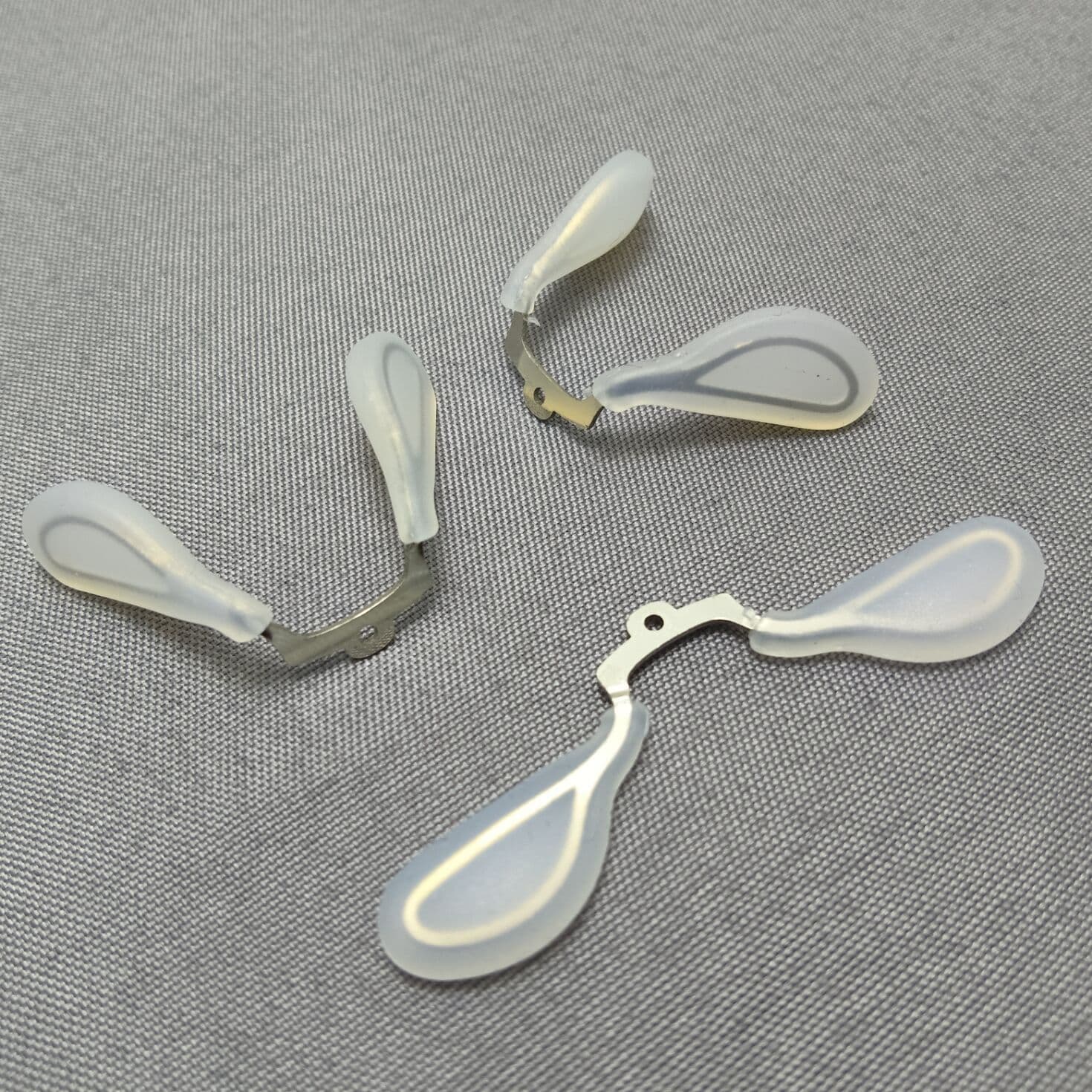 **มีสต๊อกพร้อมส่ง **พิเศษ หายาก แป้นจมูก ยึดน๊อต โลหะ - ภาพที่ 3