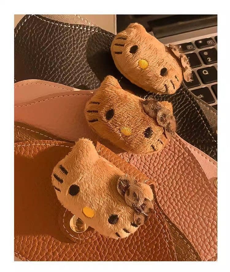 **มีสต๊อกพร้อมส่ง **AAA กระเป๋าแว่นตา ผูกกระเป๋า คิดตี้ ขายเป็นชิ้น  69- - ภาพที่ 11