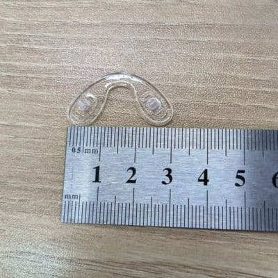 **มีสต๊อกพร้อมส่ง **( รุ่นพิเศษ หายาก )แป้นจมูก ซิลิโคนติดกัน ( หายาก ) - ภาพที่ 2